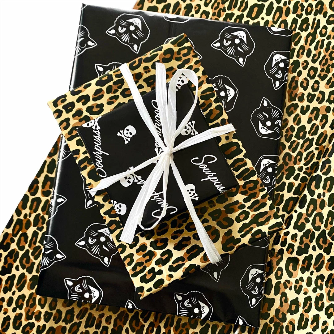 Best Sale ✨ Shop Sourpuss SOURPUSS GIFT WRAP SET SOURPUSS LOGO/LEOPARD 😀 5 Shop Sourpuss SOURPUSS GIFT WRAP SET SOURPUSS LOGO/LEOPARD