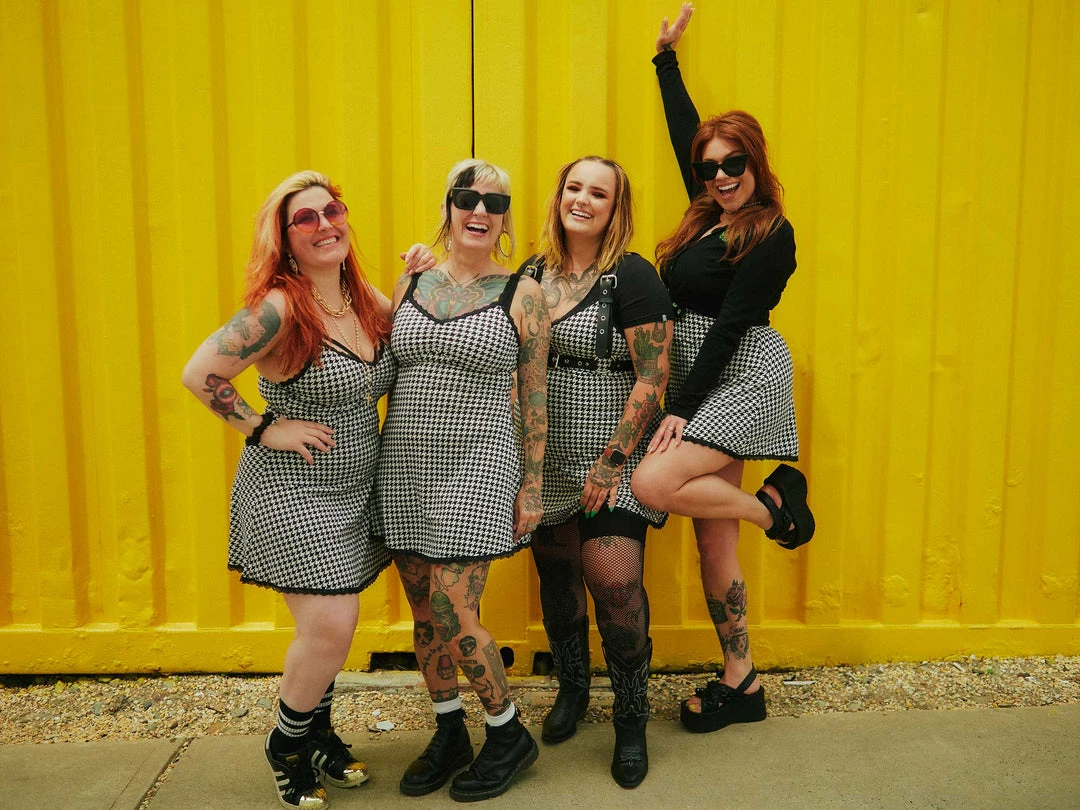 Hot Sale 💯 SOURPUSS HOUNDSTOOTH SLIP 👗 DRESS What's New 😉 5 SOURPUSS HOUNDSTOOTH SLIP DRESS What's New