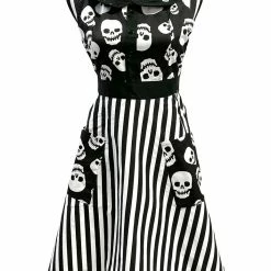 SOURPUSS LUST FOR SKULLS APRON