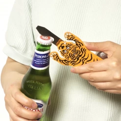 None TIGER 7-IN-1 BAR TOOL