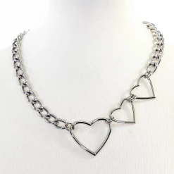 None LINKED HEARTS CHAIN NECKLACE SILVER Back In Stock